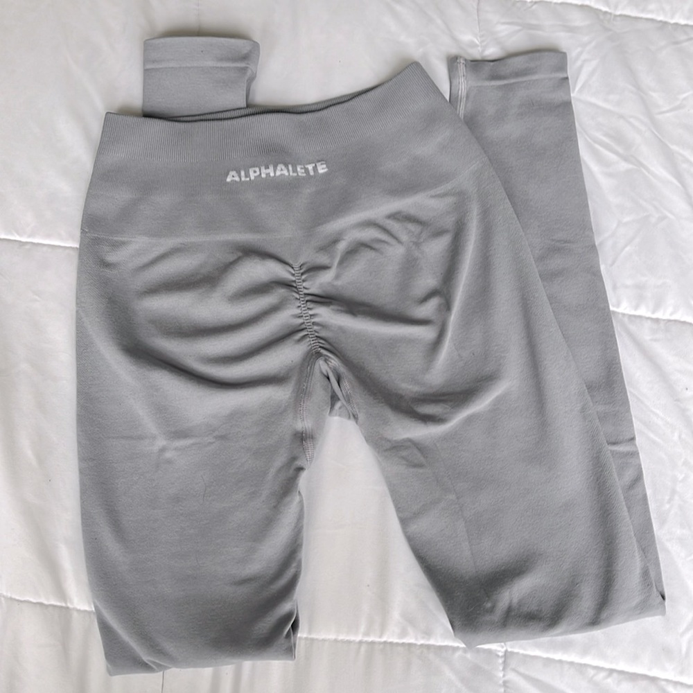 Alphalete Amplify leggings - Small